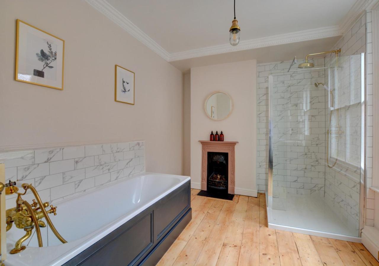Villa Stones Throw Cromer Exterior foto