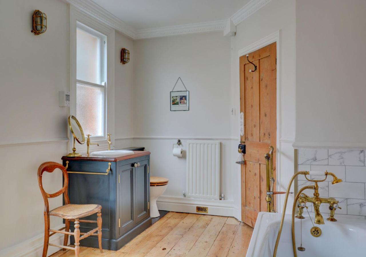 Villa Stones Throw Cromer Exterior foto