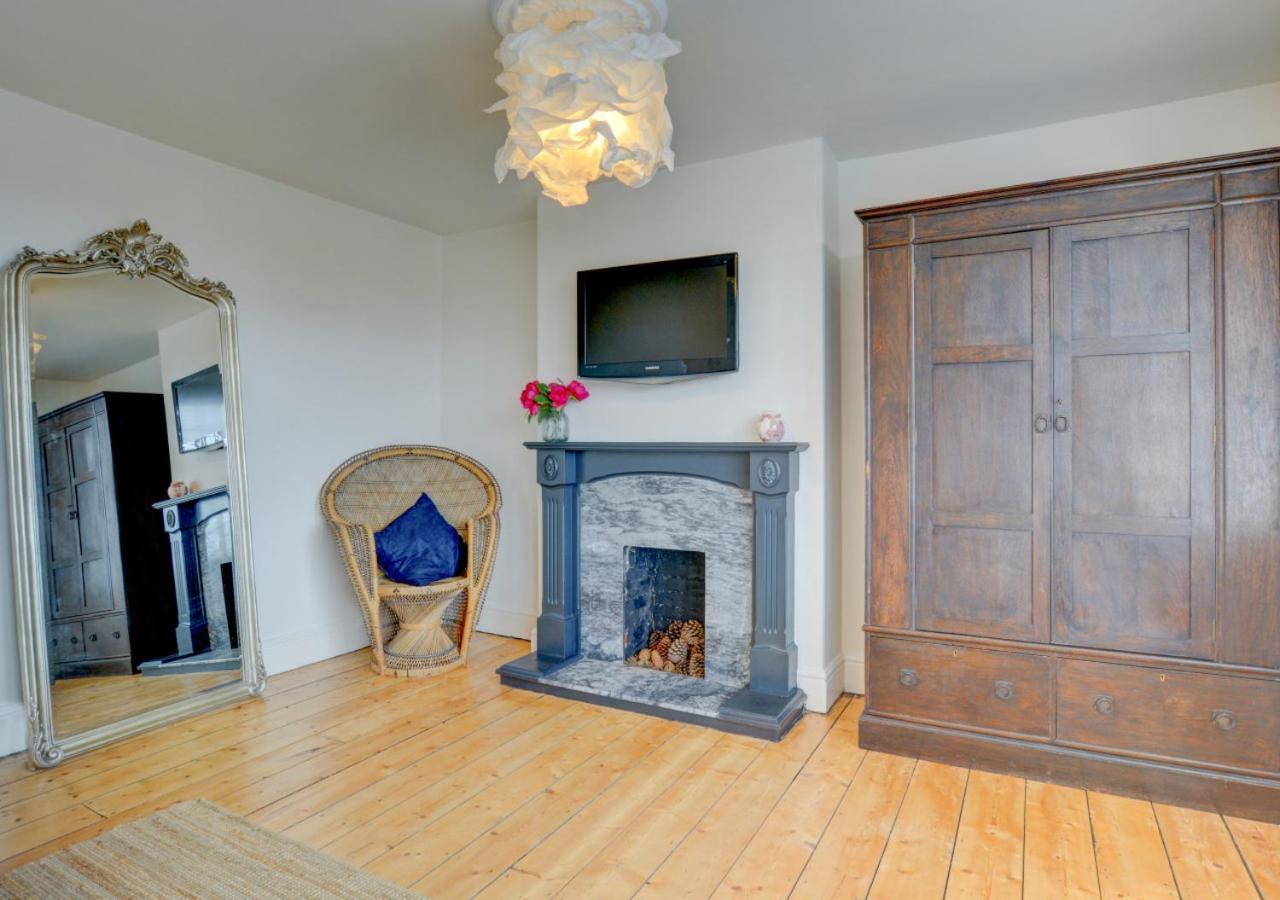 Villa Stones Throw Cromer Exterior foto